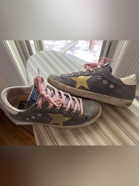 Golden Goose Women’s Superstar